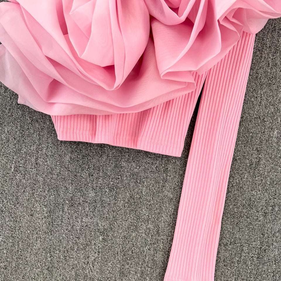 Pembe 3D Çiçekli Tek Omuz Tişört