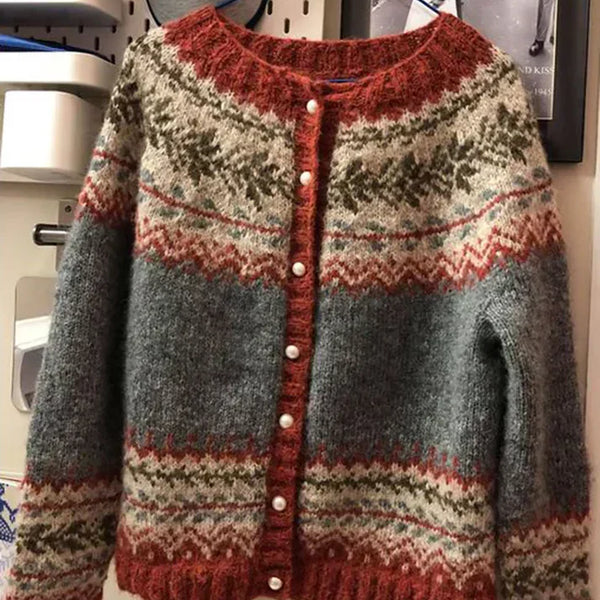 Abigail - vintage-jacquard'dan yapılmış rahat, düğmeli kazak
