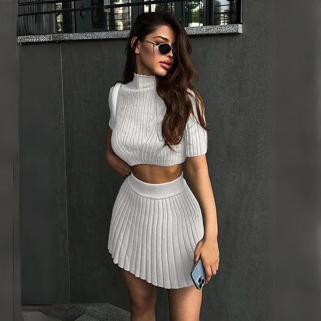 Vera | Canlı Crop-Top Moda Seti