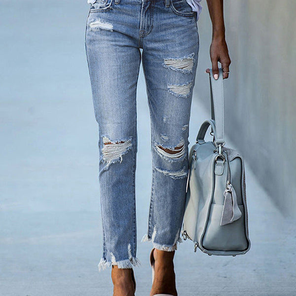 Clara | Yırtıklı ve Püsküllü Kenarlarla Slim Fit Kadın Kot Pantolon