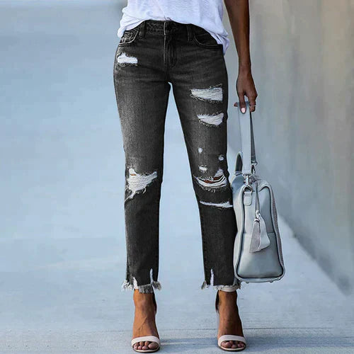 Aomi - Harika Kesim ve Detaylara Sahip Modern Jeanler