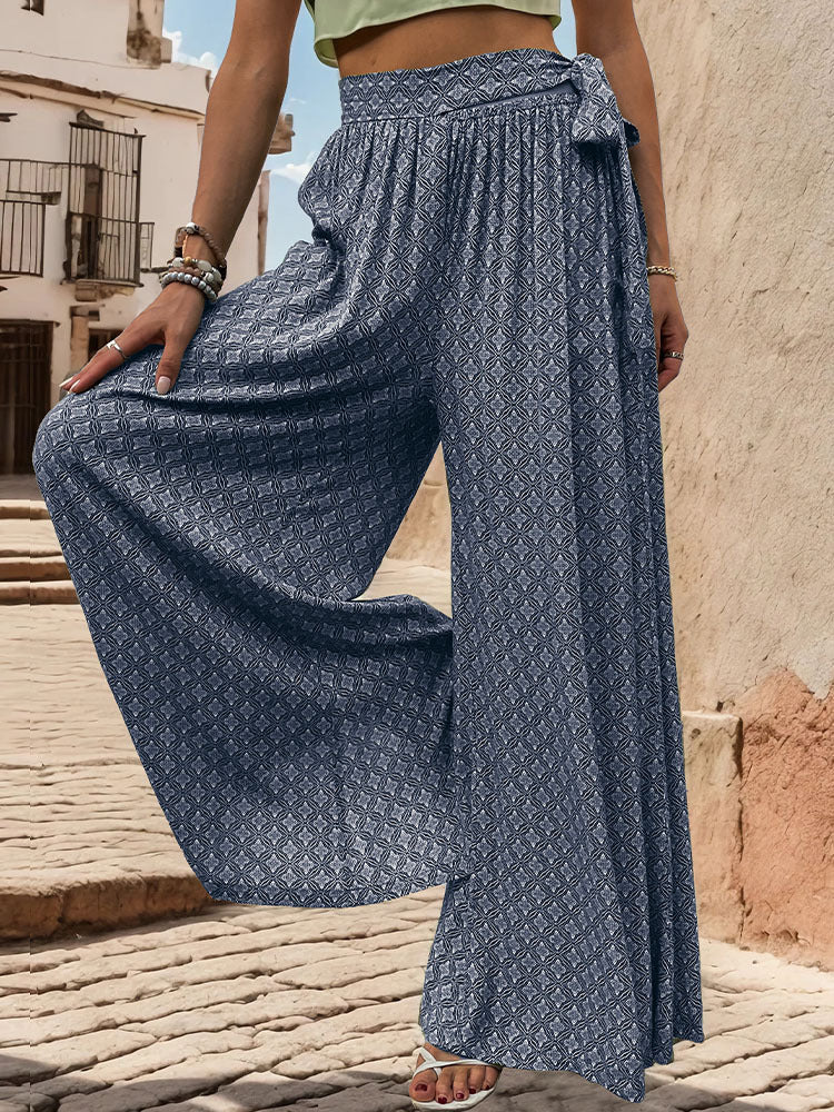 Geniş Paça ve Geometrik Desenli Pantolon