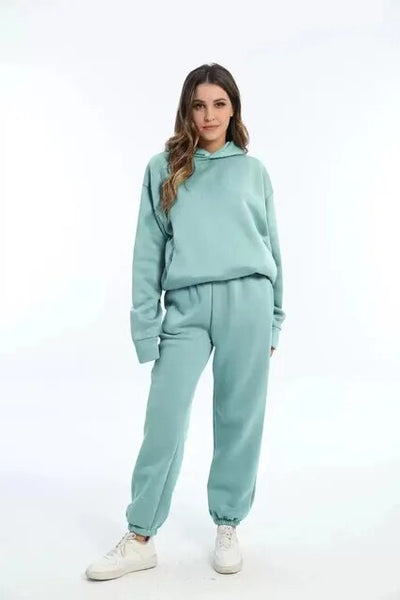 Kadınlar için Kapüşonlu Sweatshirt ve Eşofman Altı Seti