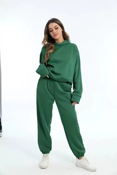 Kadınlar için Kapüşonlu Sweatshirt ve Eşofman Altı Seti