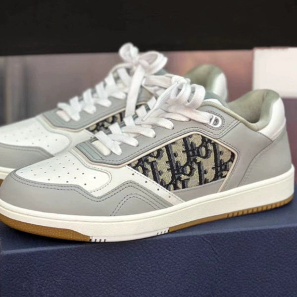 Kadın Modası Ev Beyaz Harf Jakarlı Sneaker