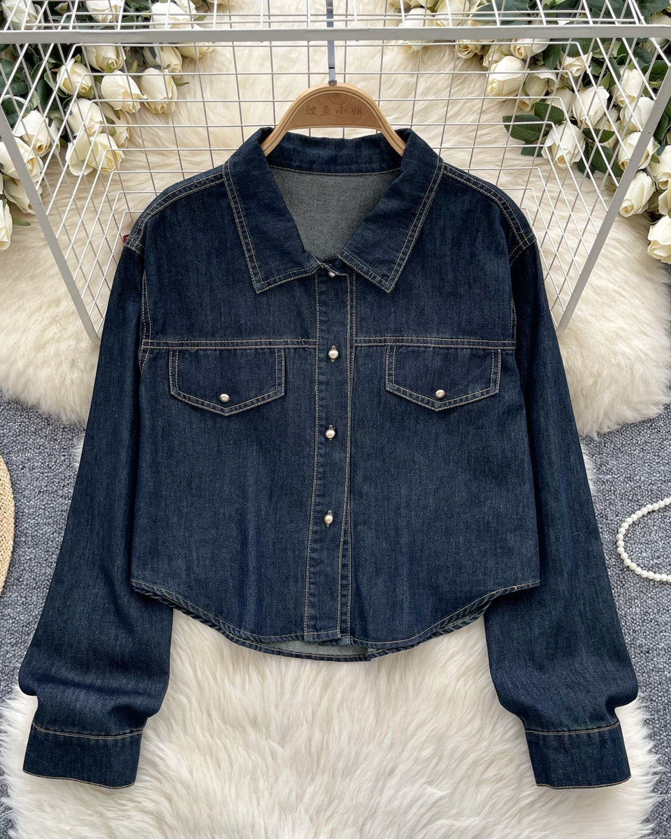Şık Denim Gömlek ile Örgü Şal
