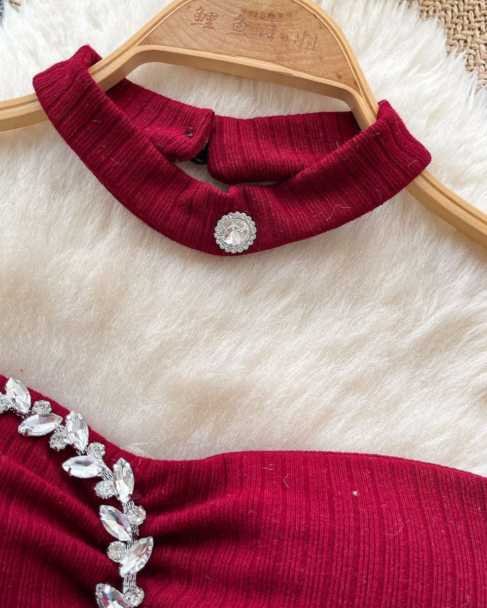 Boncuklu Yastıklı Üst ve Choker