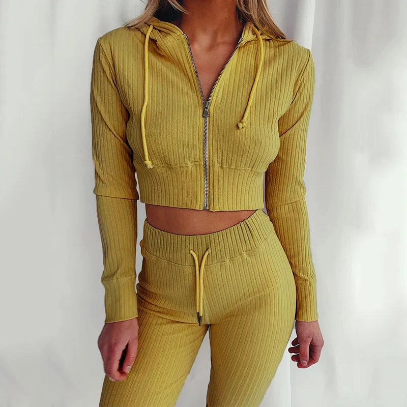 Zoe | Kadınlar için Modaya Uygun Slim-Fit Spor Seti