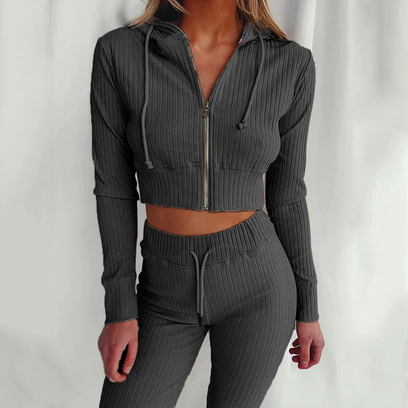 Zoe | Kadınlar için Modaya Uygun Slim-Fit Spor Seti