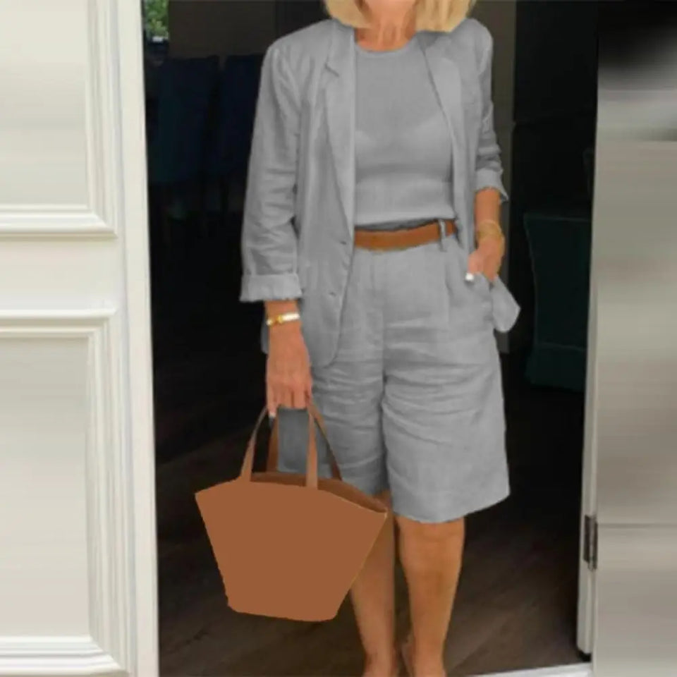 Noemi™ - Lüks Blazer ve Şort Seti