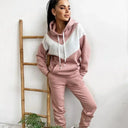  Pembe