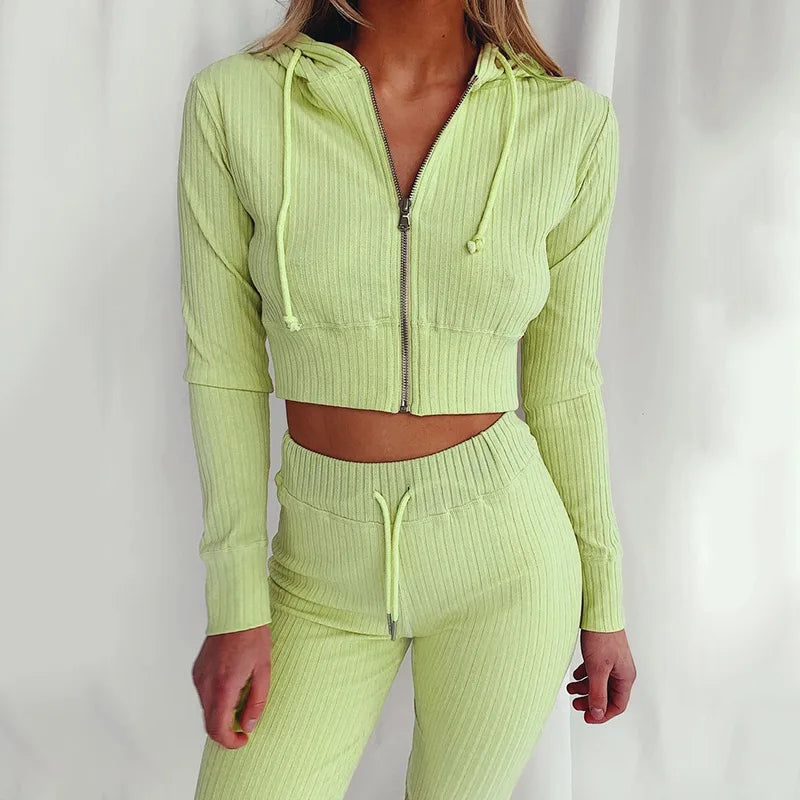 Zoe | Kadınlar için Modaya Uygun Slim-Fit Spor Seti