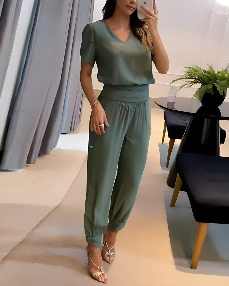 Alexandra | Bluz ve Pantolon ile Şık Set