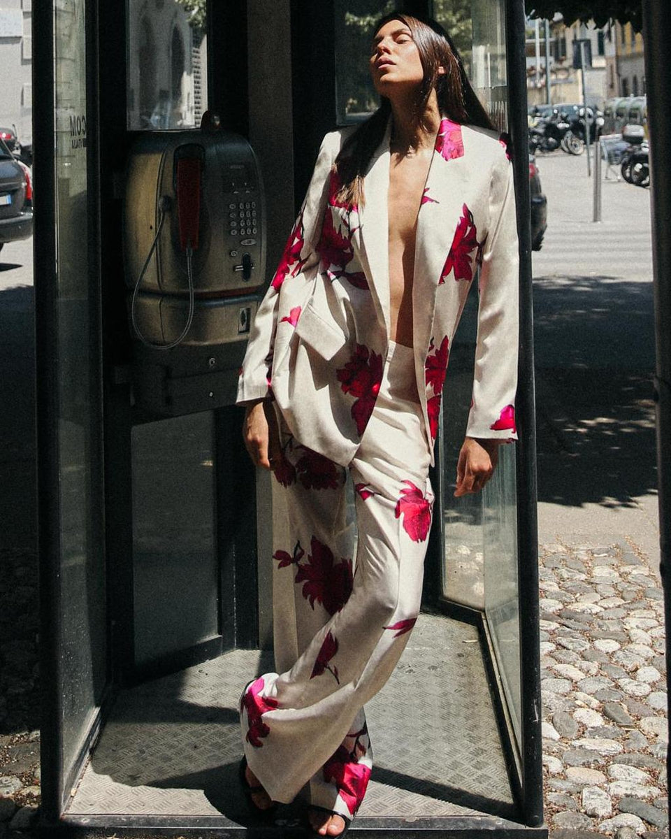Nelly Çiçek Desenli Blazer Takımı
