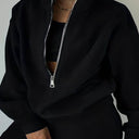 Siyah