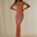  Pembe
