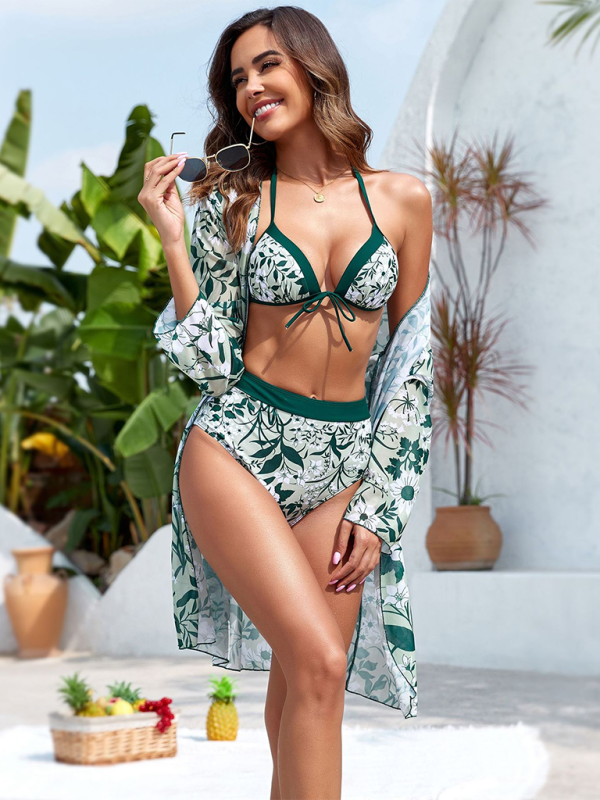 Amazon - Botanik Desenli Üç Parça Bikini Seti