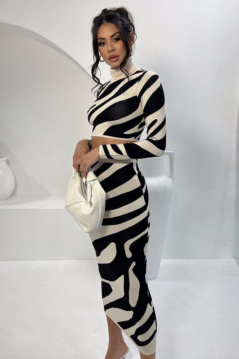Zebra Desenli „Lena“ Triko Takımı